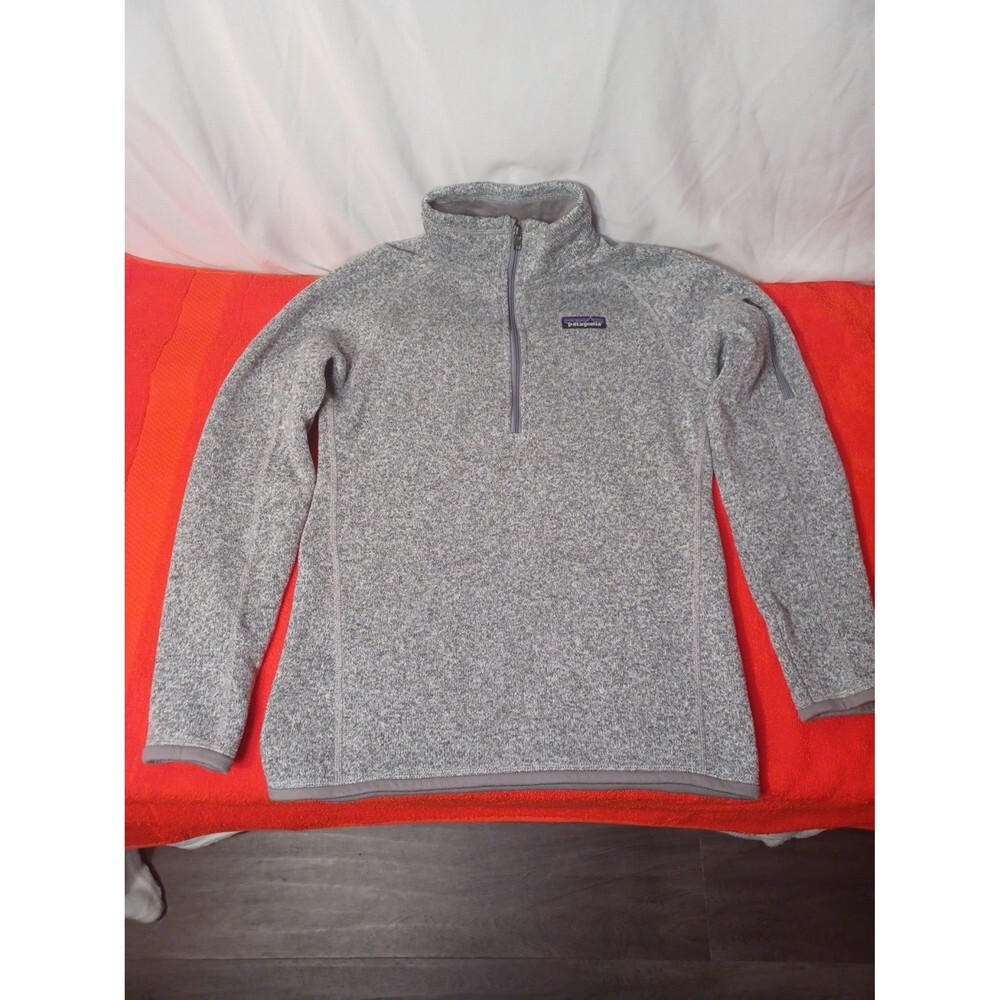 PATAGONIA WOMEN'S SWEATER.